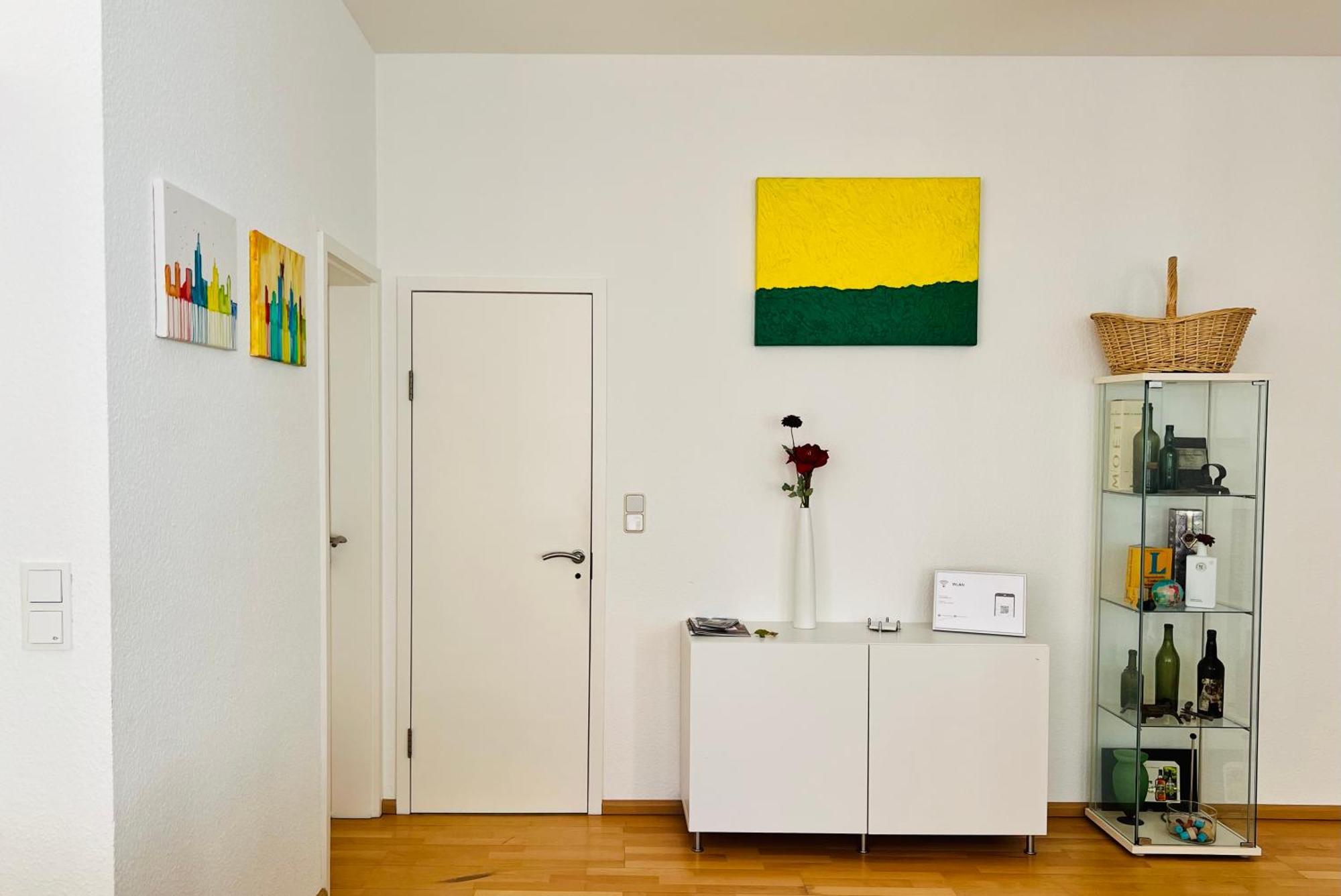 Grosses Und Helles Innenstadt Apartment - Ferienwohnung バート・ホンブルク エクステリア 写真